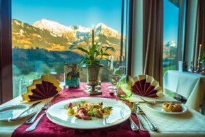 Panoramorestaurant Hotel Tanneck (Foto: © Tanneck) Panoramorestaurant Hotel Tanneck (Foto: © Tanneck)