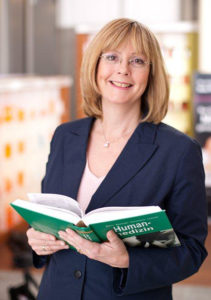 Dr. Frauke Höllering