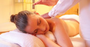 Wellnessurlaub mit Kindern - Massage