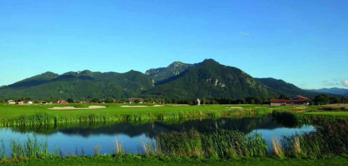 Ausblick aus dem Golf Resort Achental