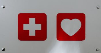 Erste Hilfe Logo weißer Hintergrund