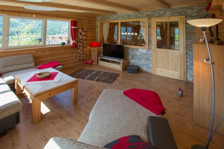 Wohnbereich eines Chalets - Feriendorf Hohentauern