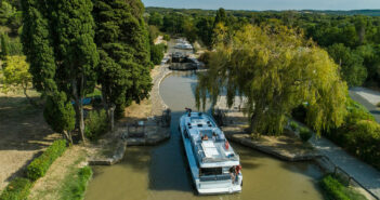 Schleuse voraus am Canal du Midi, Frankreich © Holger Leue/Le Boat